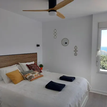 Seaview Apartment *