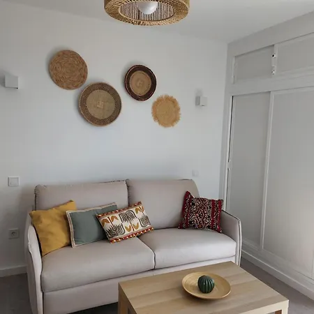 Seaview Apartment